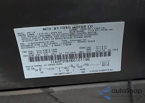 2019 Ford Taurus Limited z USA, uszkodzony, nr VIN 1FAHP2F84KG101100